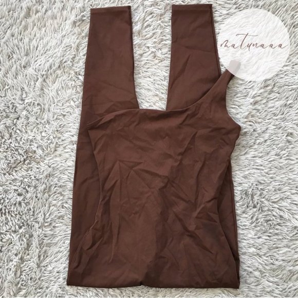 Skims All-In-One One Shoulder Onesie in Cocoa L - Picture 2 of 4